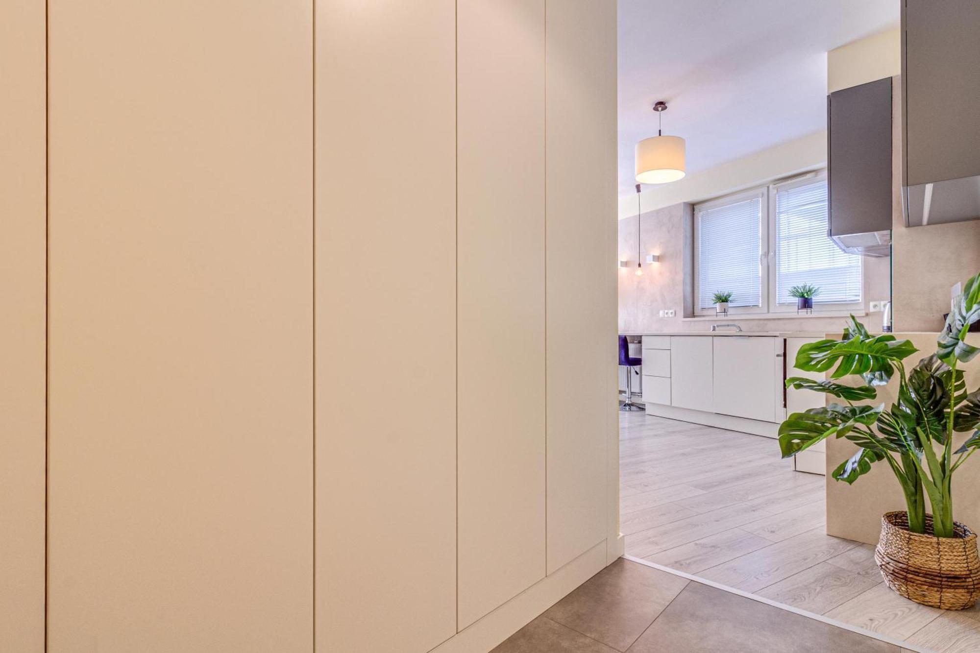 Rentplanet - Wszystkich Swietych Apartment